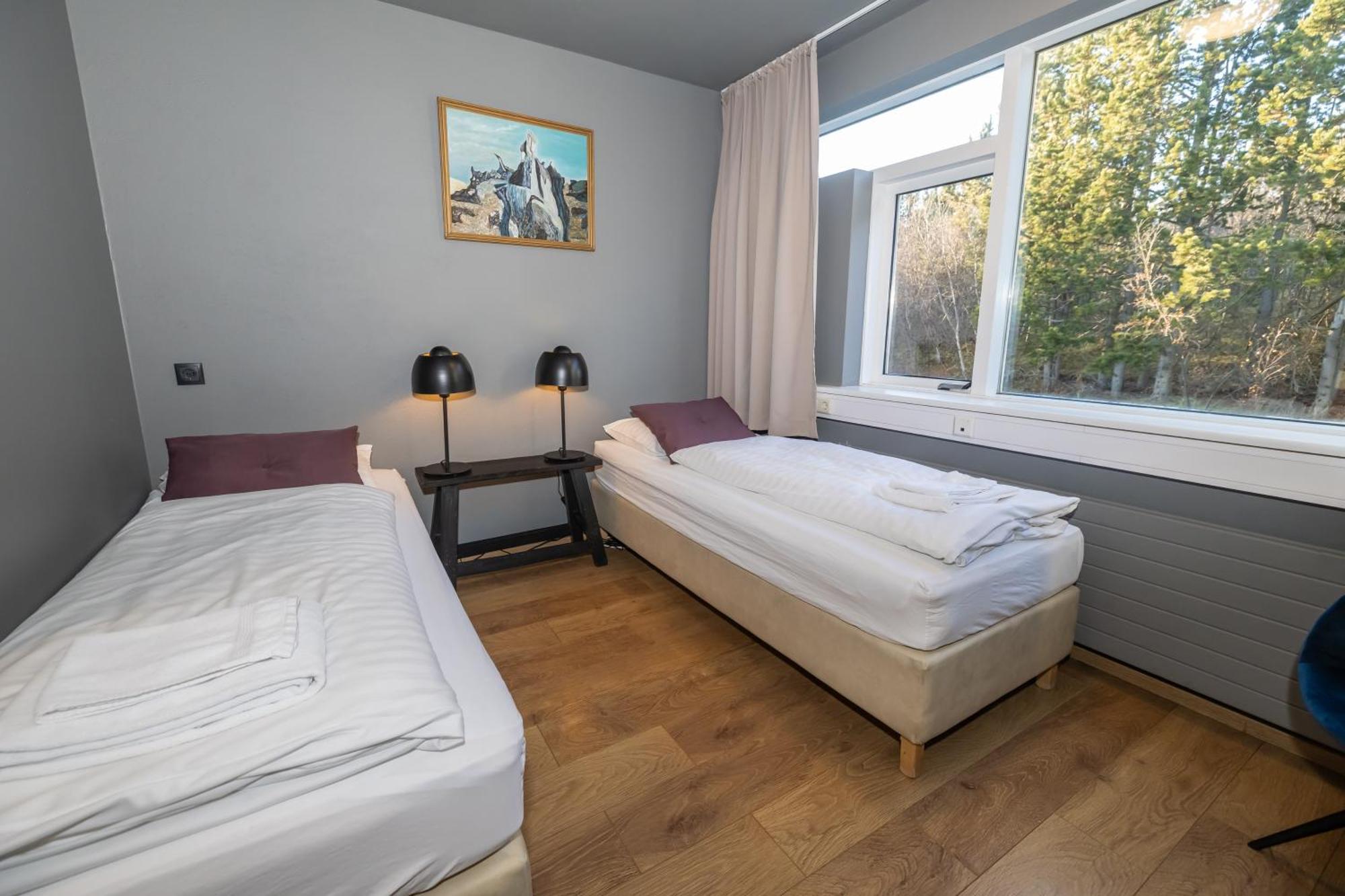 Hotel Kjarnalundur- Aurora Dream - Lodges And Rooms Akureyri Eksteriør billede